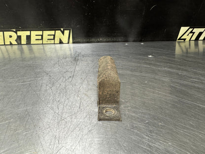 1997-2004 C5 CORVETTE REAR RUBBER EXHAUST HANGER #N886