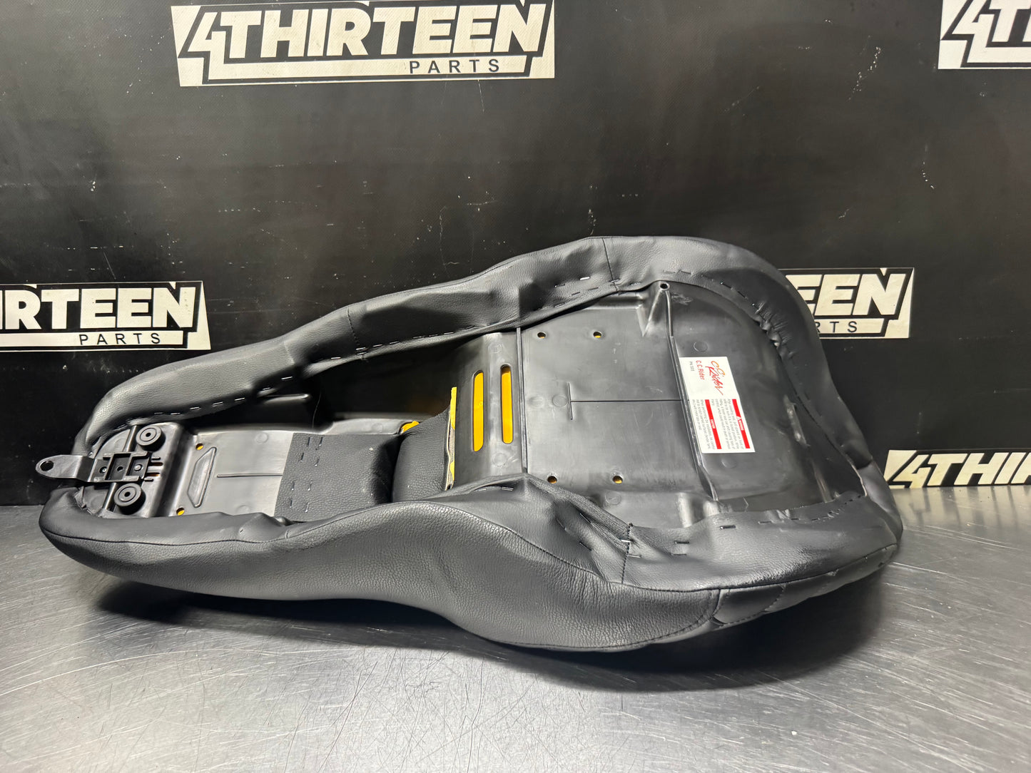 2010 HARLEY DAVIDSON STREET GLIDE C.C. RIDER SEAT S03  #N331