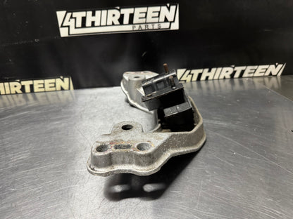 04-06 PONTIAC GTO TRANSMISSION T56 CROSSMEMBER OEM #N197