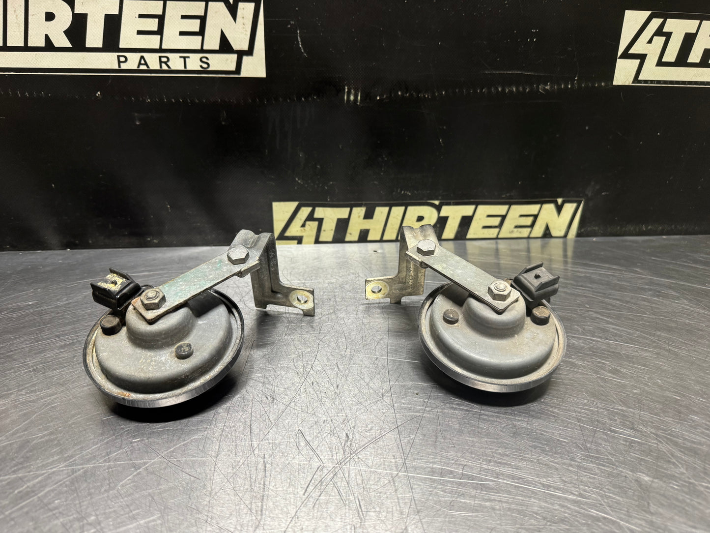 04-06 PONTIAC GTO HORN SET OEM #N682