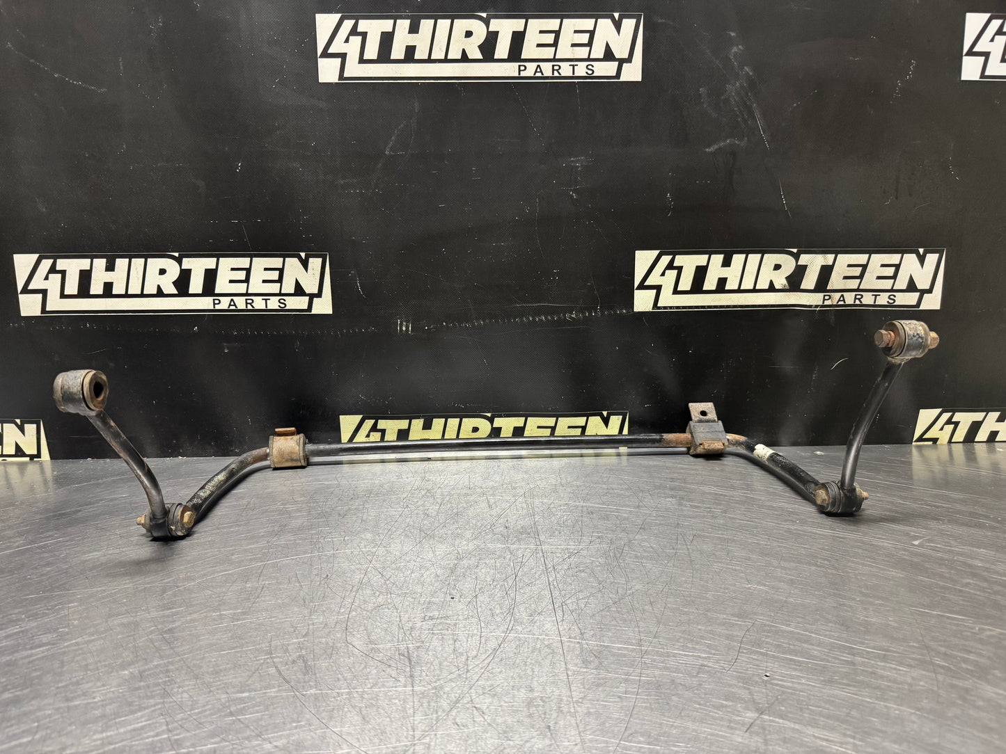 04-06 PONTIAC GTO REAR STABILIZER SWAY BAR W/ END LINKS 92048231 OEM #N539