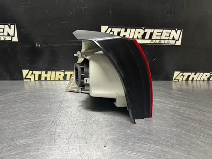06-09 VOLKSWAGEN GOLF RH PASSENGER SIDE TAIL LIGHT OEM #N503
