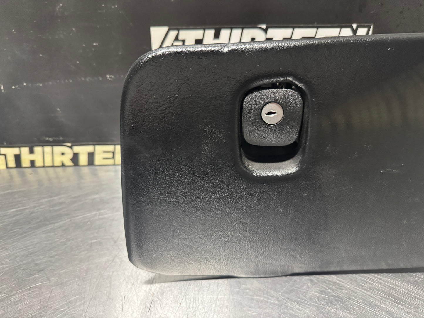 1997-2004 C5 CORVETTE OEM GLOVE BOX BLACK #N98