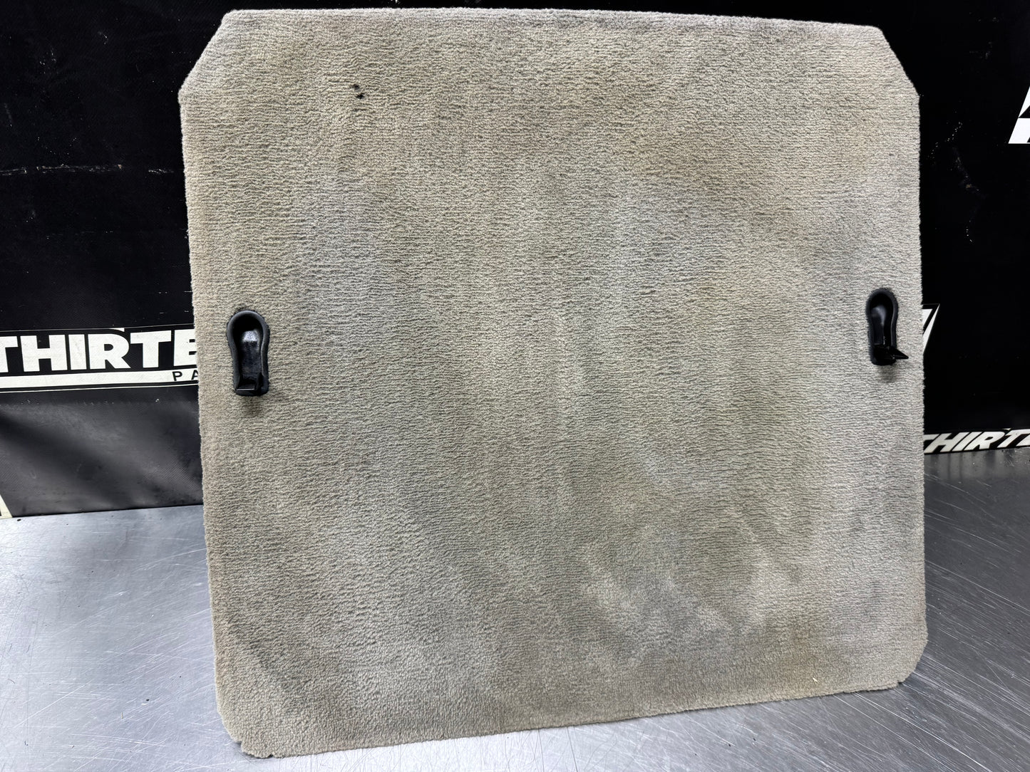 1997-2004 C5 CORVETTE REAR CENTER TRUNK CARGO COVER 10413526 #N720