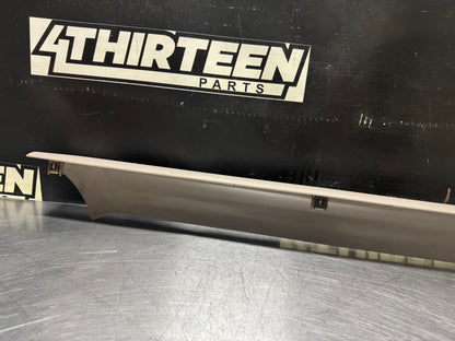97-04 C5 CORVETTE PASSENGER SIDE DOOR SILL KICK PANEL RH SHALE OEM #N468