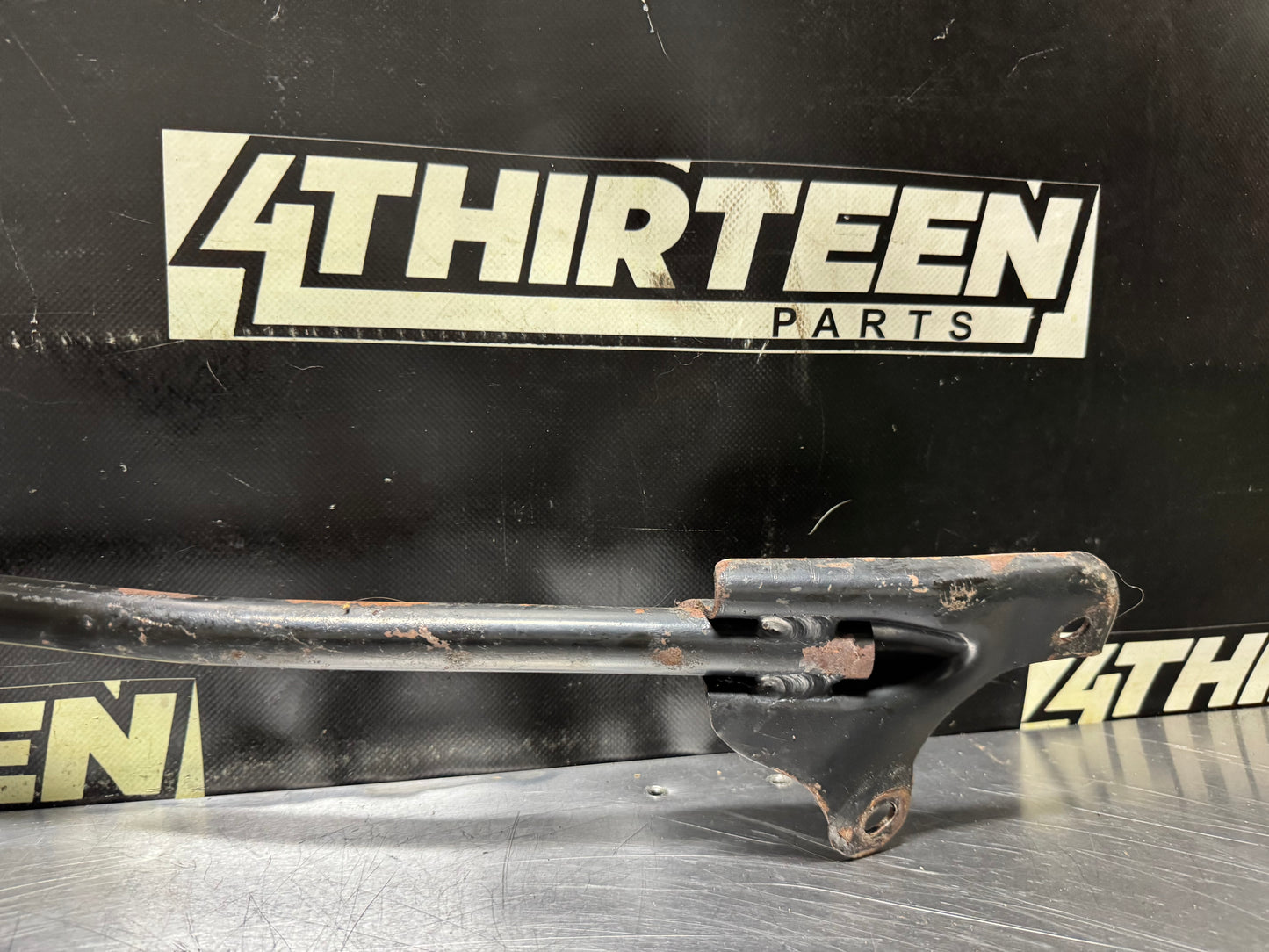 2004 PONTIAC GTO FRONT STRUT TOWER BRACE OEM #N692