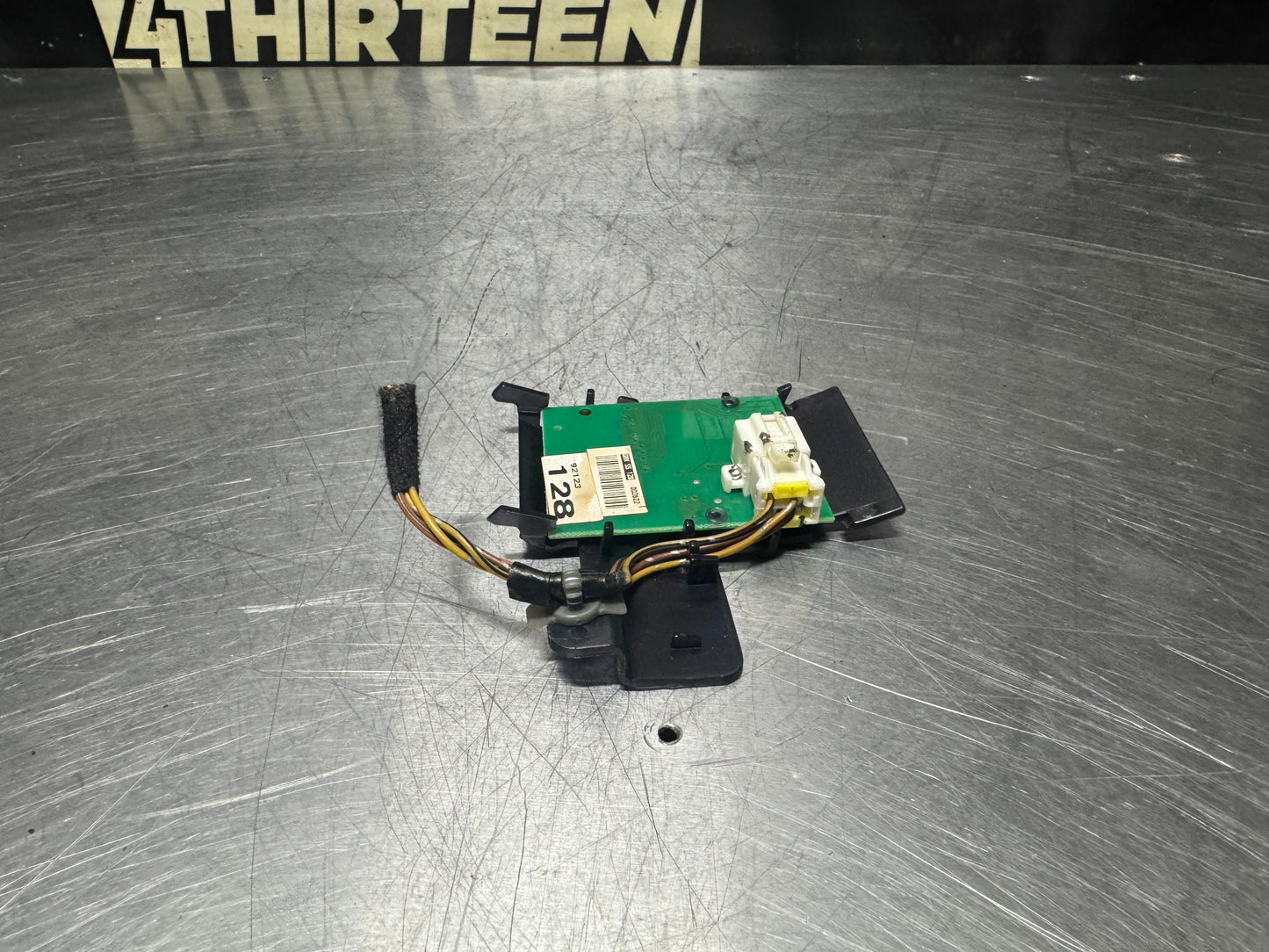 04-06 PONTIAC GTO SUN LOAD TEMPERATURE LIGHT SENSOR MODULE 92123128 #N294