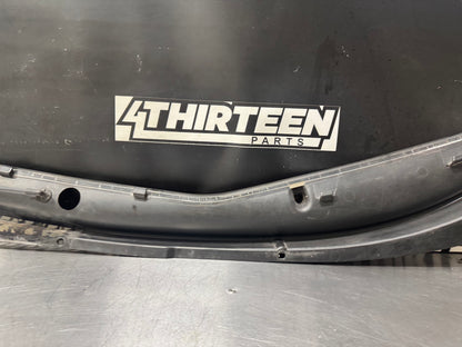 97-04 C5 CORVETTE WINDSHIELD WIPER COWL 10446063 OEM #N59