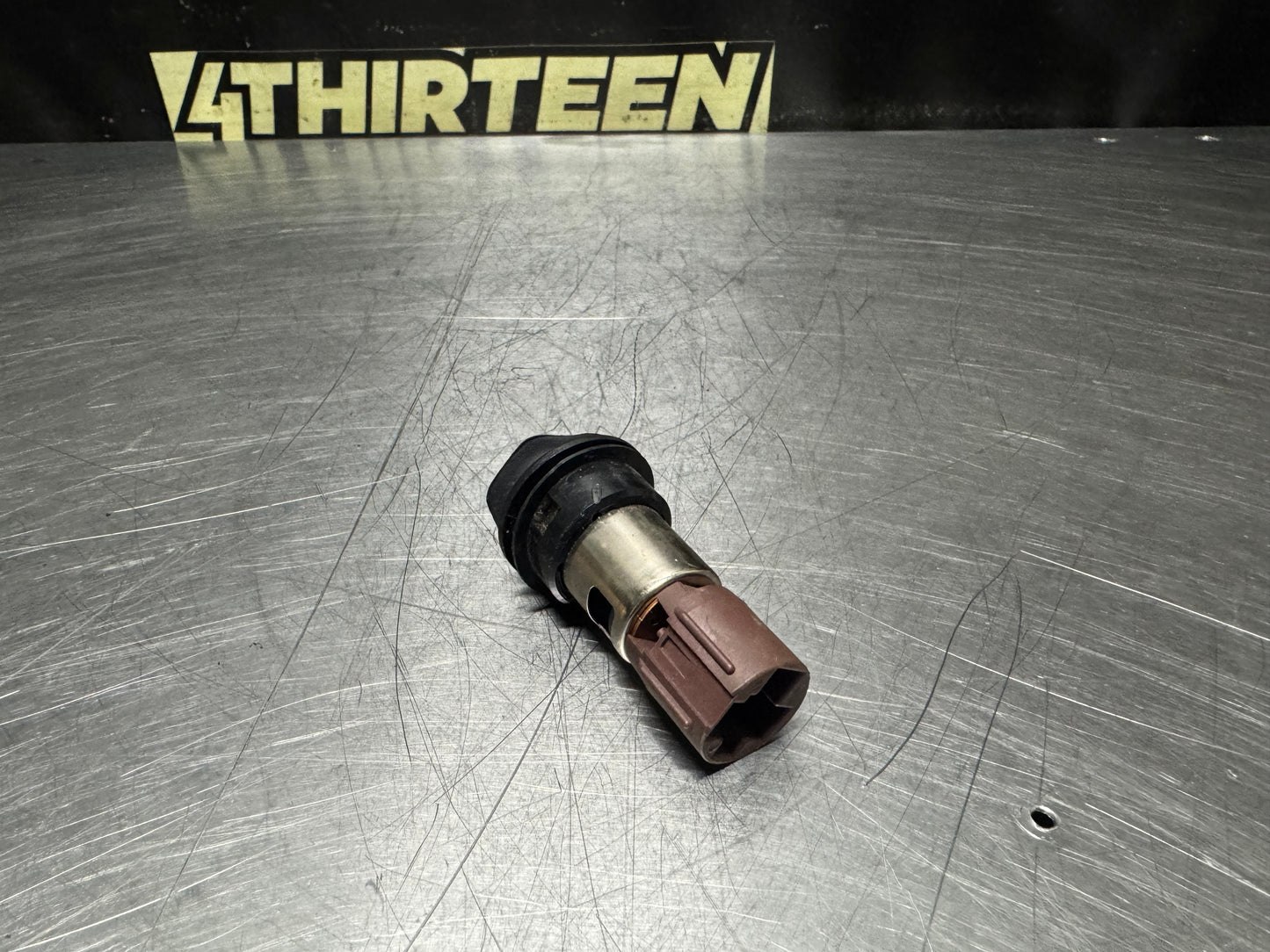 97-04 C5 CORVETTE CIGARETTE LIGHTER SOCKET OEM #N555