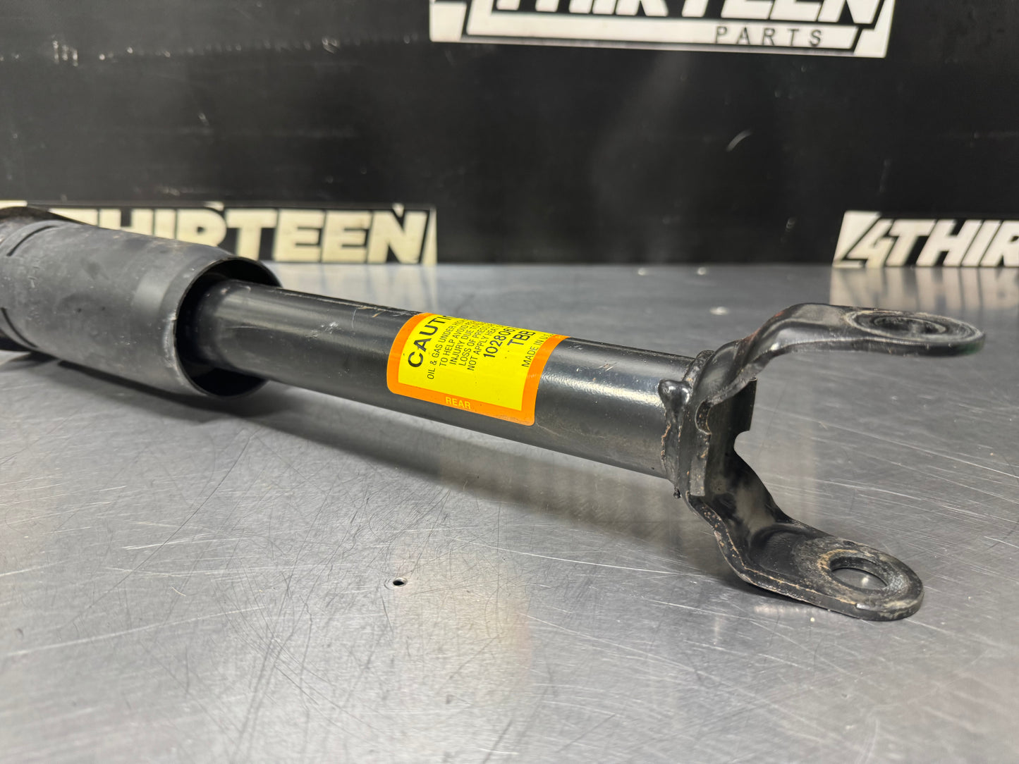 97-04 CORVETTE C5 REAR SHOCK 10280671 #N66