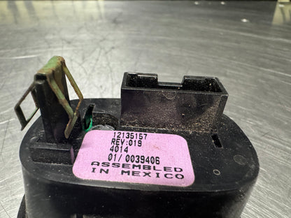 1997-2004 C5 CORVETTE HATCH RELEASE BUTTON 12135157 OEM #N533