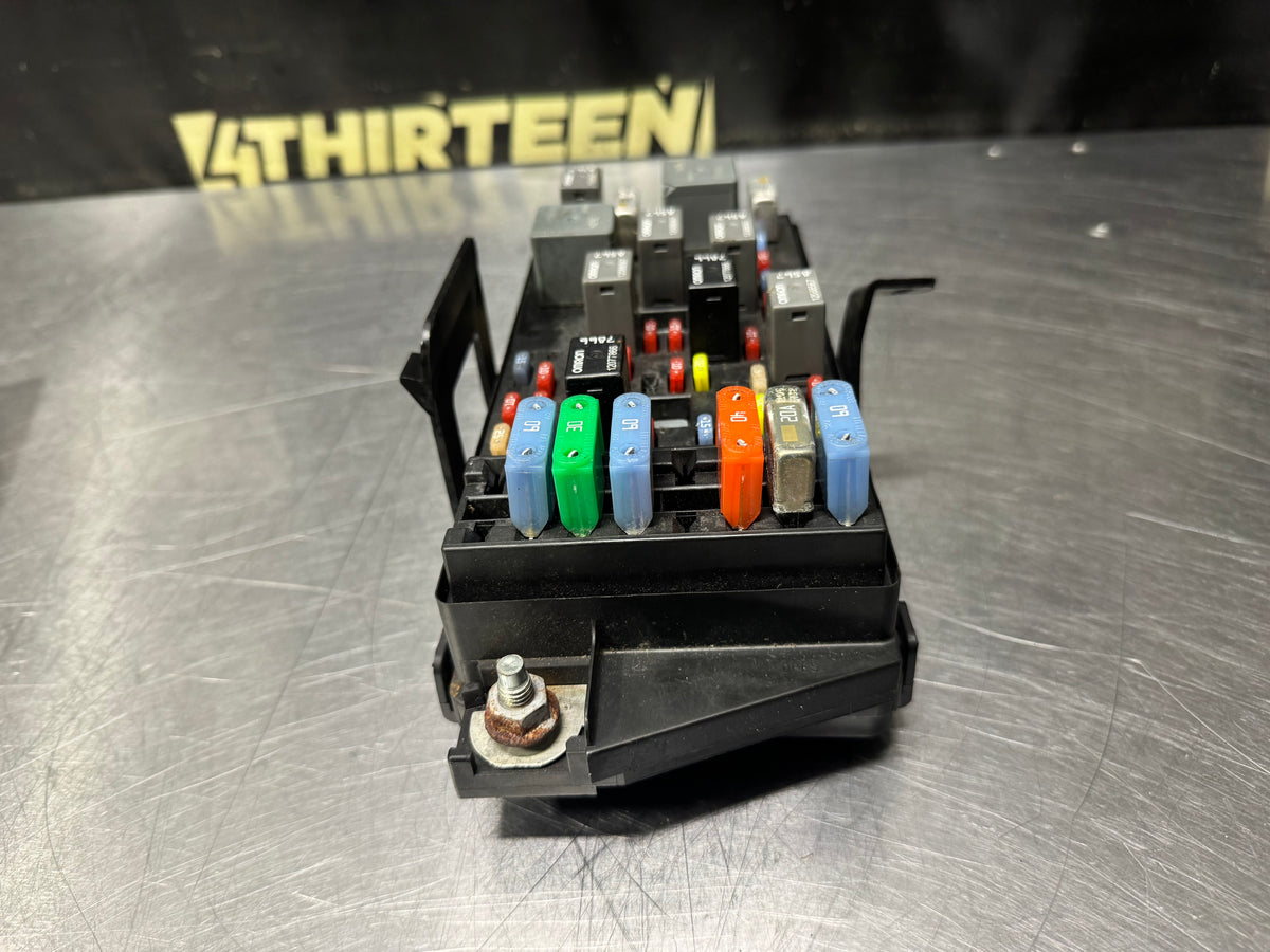 01-04 CORVETTE C5 INTERIOR FUSE RELAY BOX OEM 10443148 #N890