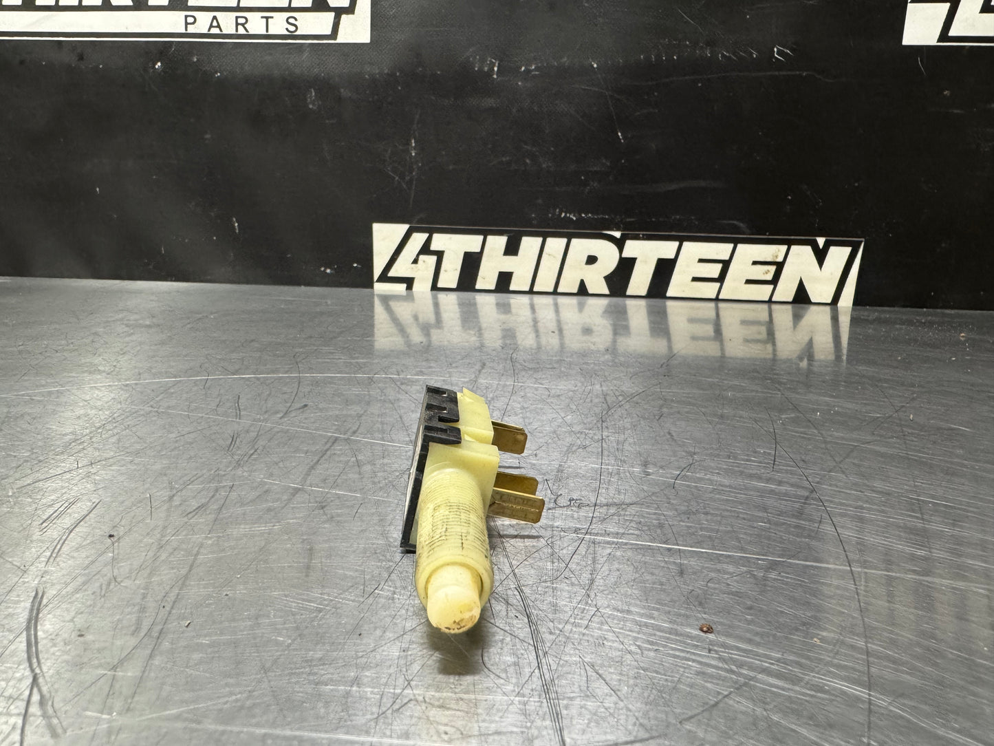 04-06 PONTIAC GTO BRAKE STOP LIGHT SWITCH OEM #L455