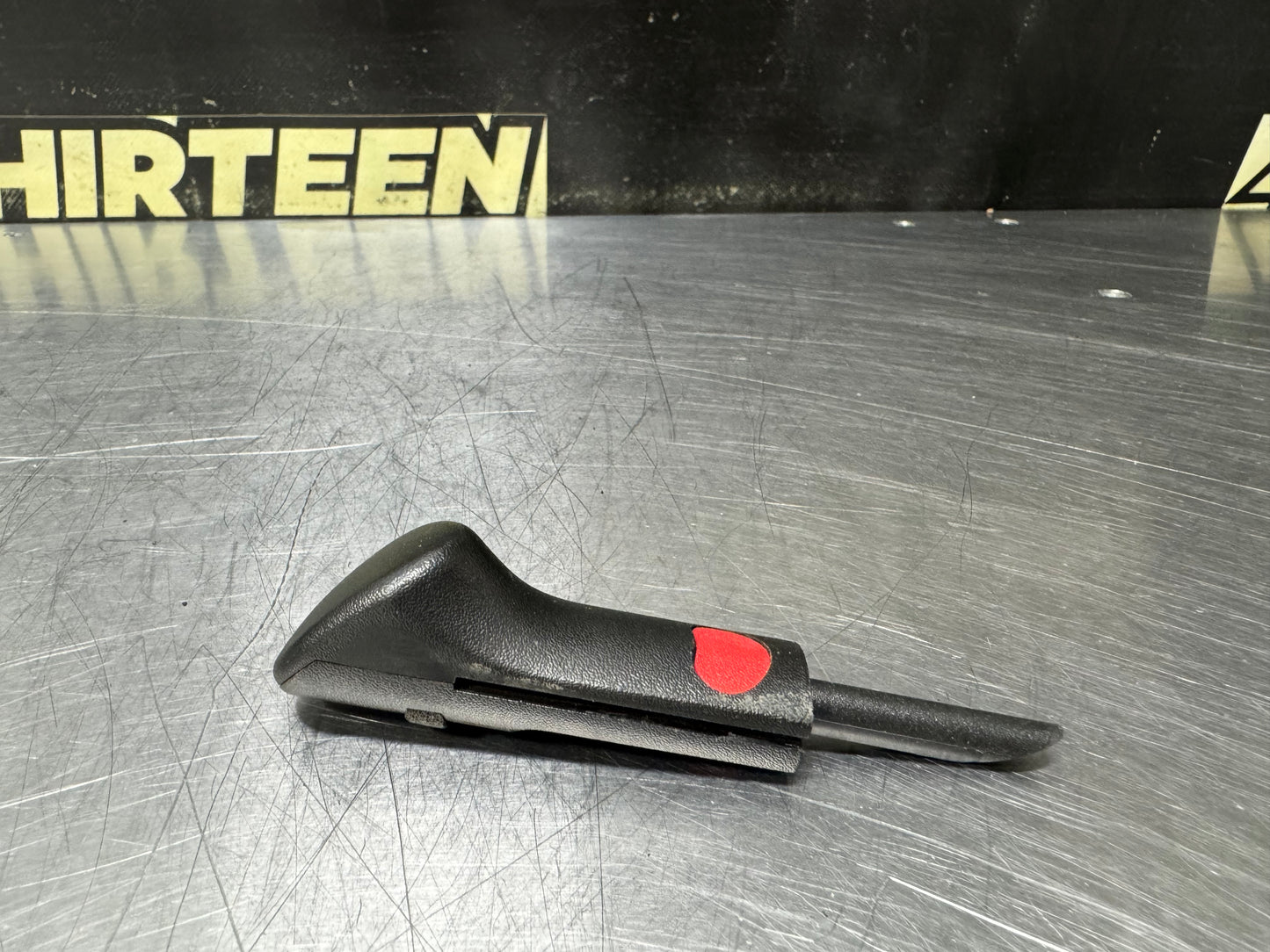 04-06 PONTIAC GTO DOOR UNLOCK/LOCK TAB 92056809 OEM #N918