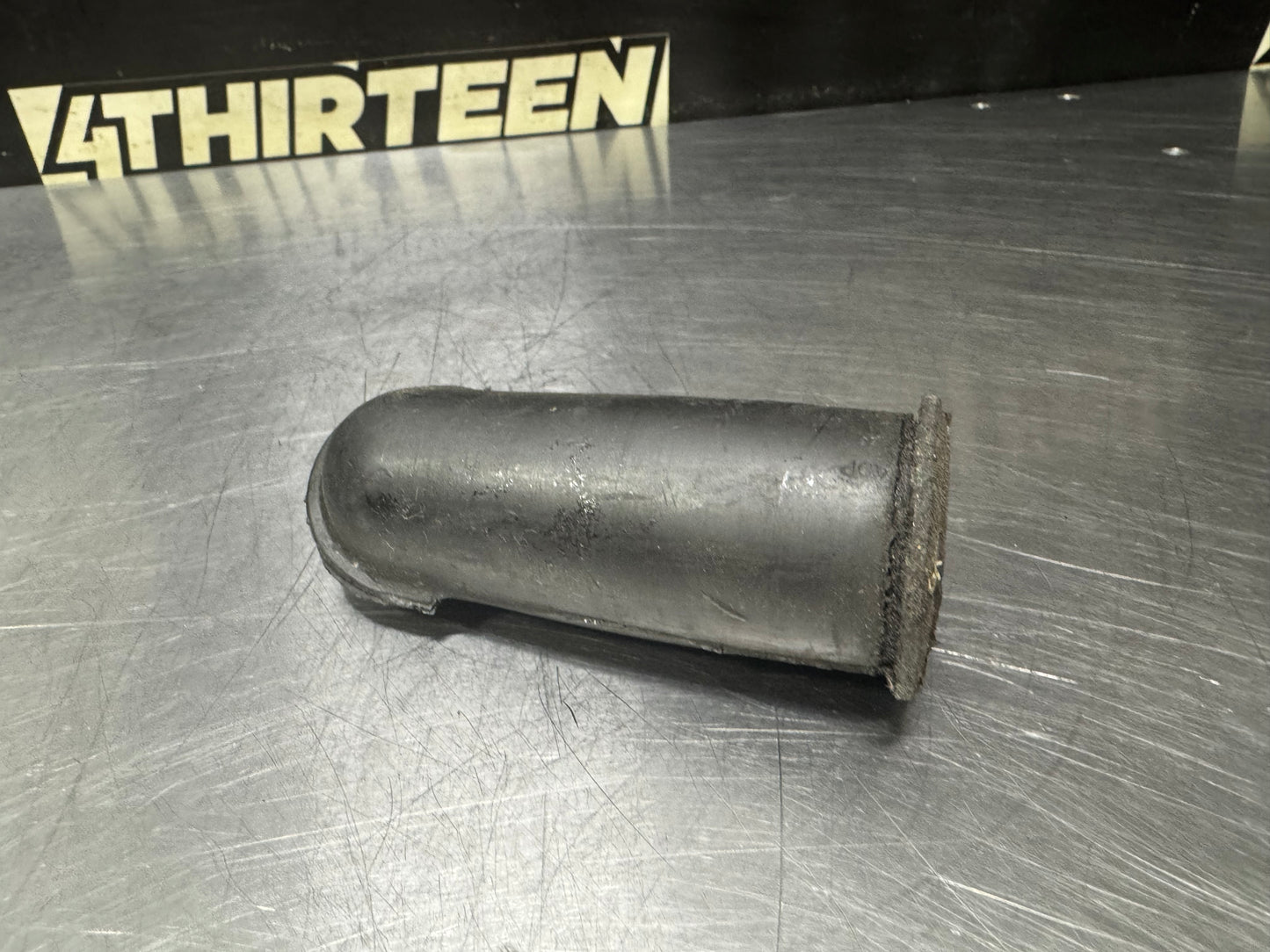 97-04 C5 CORVETTE COWL DRAIN TUBE RUBBER SEAL OEM #N338