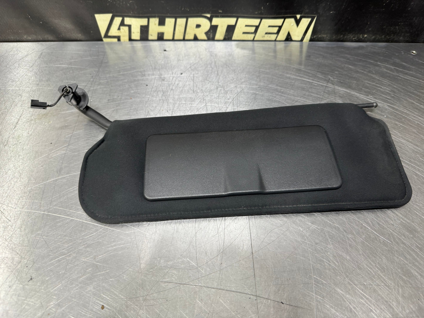 97-04 C5 DRIVER SIDE SUN VISOR VANITY #N749