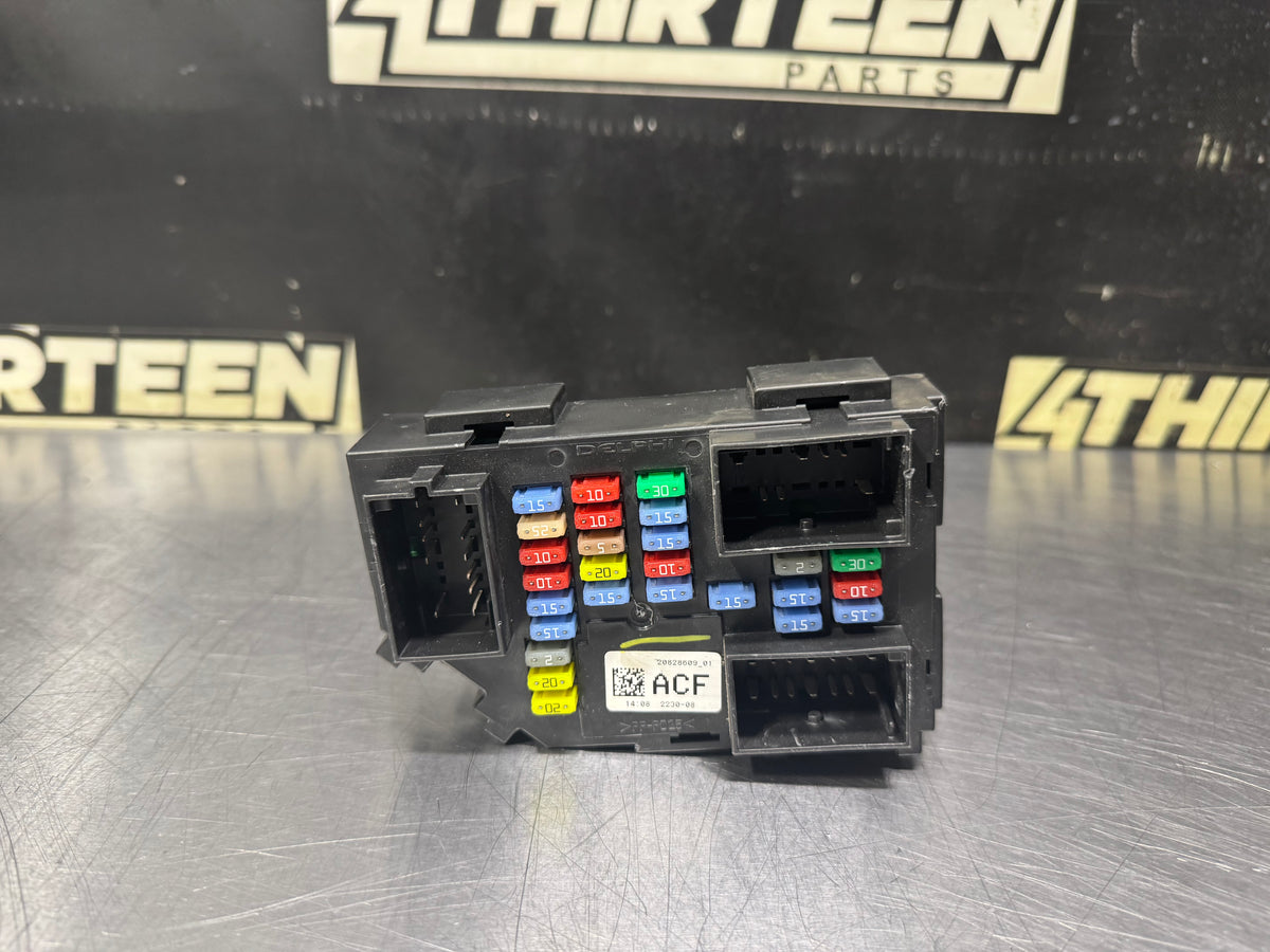 07-13 CHEVY SILVERADO FUSE JUNCTION BOX 20828609_01 OEM #N990