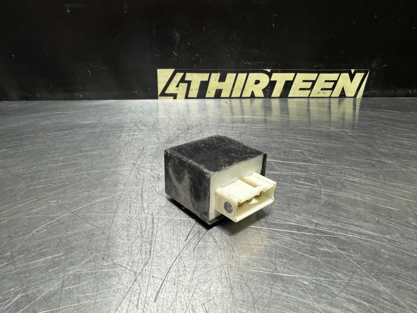 96-00 HONDA CIVIC FUEL PUMP MAIN RELAY RZ-0158 OEM #N671