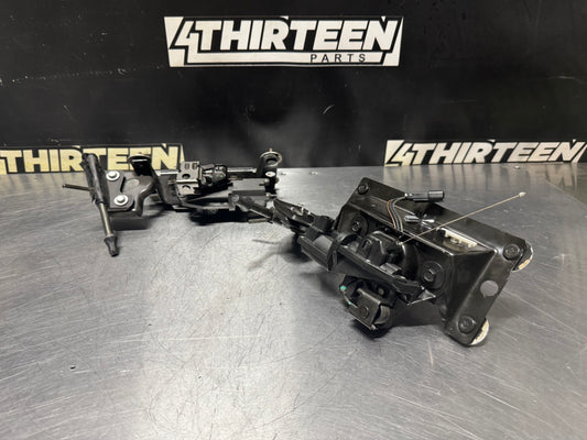 97-04 C5 CORVETTE TARGA TOP TRUNK LATCH SET OF TWO OEM #N111