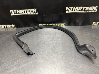 01-04 C5 Z06 FRC CORVETTE RH PASSENGER DOOR SEAL OEM #N553