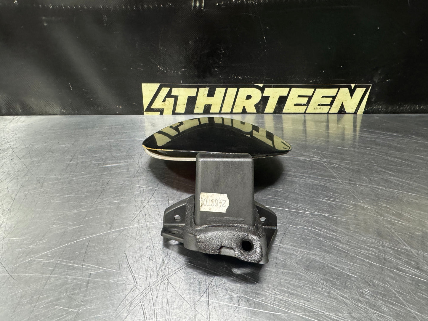 04-06 PONTIAC GTO FUEL FILLER DOOR ASSEMBLY BLCK 92119899 OEM #N620