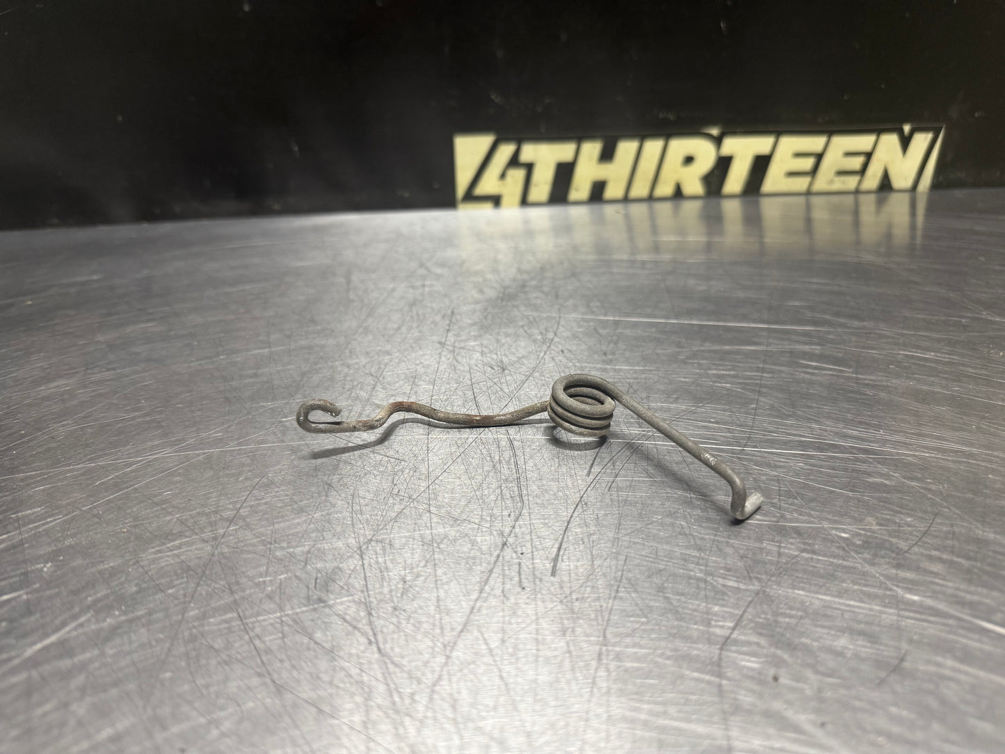 04-06 PONTIAC GTO HOOD LATCH SPRING OEM #N639