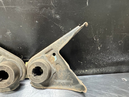 15-24 FORD MUSTANG REAR MUFFLER EXHAUST HANGER MOUNT BRACKETS OEM #V73