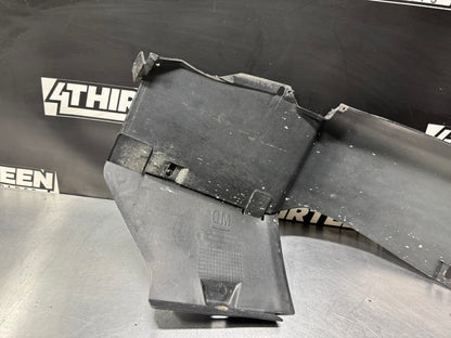 2004 PONTIAC GTO OEM RF FENDER LINER 92076174 OEM #L254