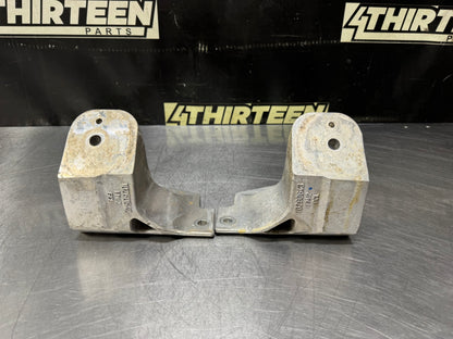 1997 - 2004 CORVETTE C5 OEM MOTOR MOUNT PEDESTALS 10260642 10260643 #N823