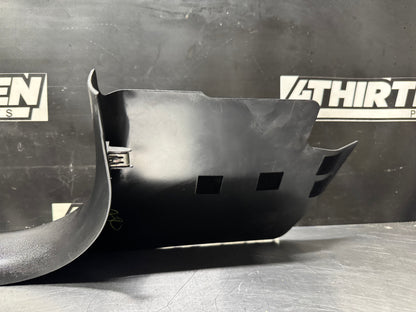 97-04 C5 CORVETTE PASSENGER SIDE DOOR SILL KICK PANEL RH BLK OEM 10247092 #L470