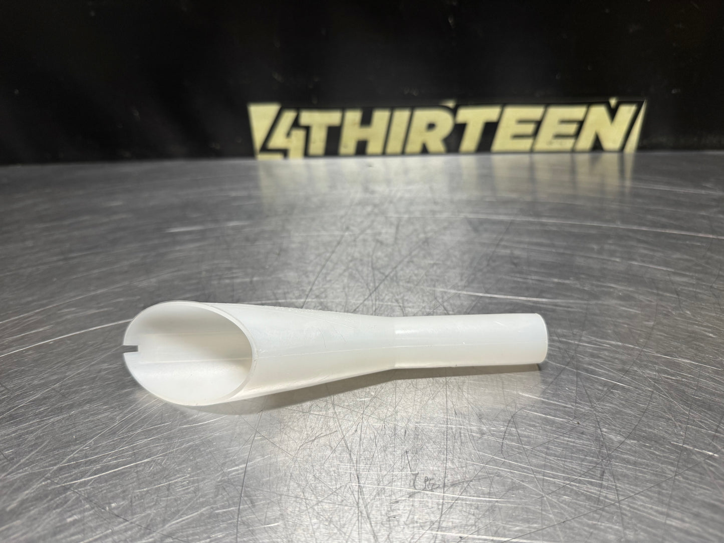 10-14 FORD MUSTANG EMERGENCY FUEL FILLING FUNNEL 8U5A-17B068-AD OEM #N603