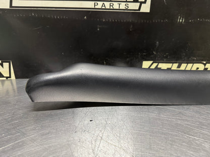 1997-2004 C5 CORVETTE LH DRIVER  FRONT A PILLAR TRIM EBONY OEM #N652
