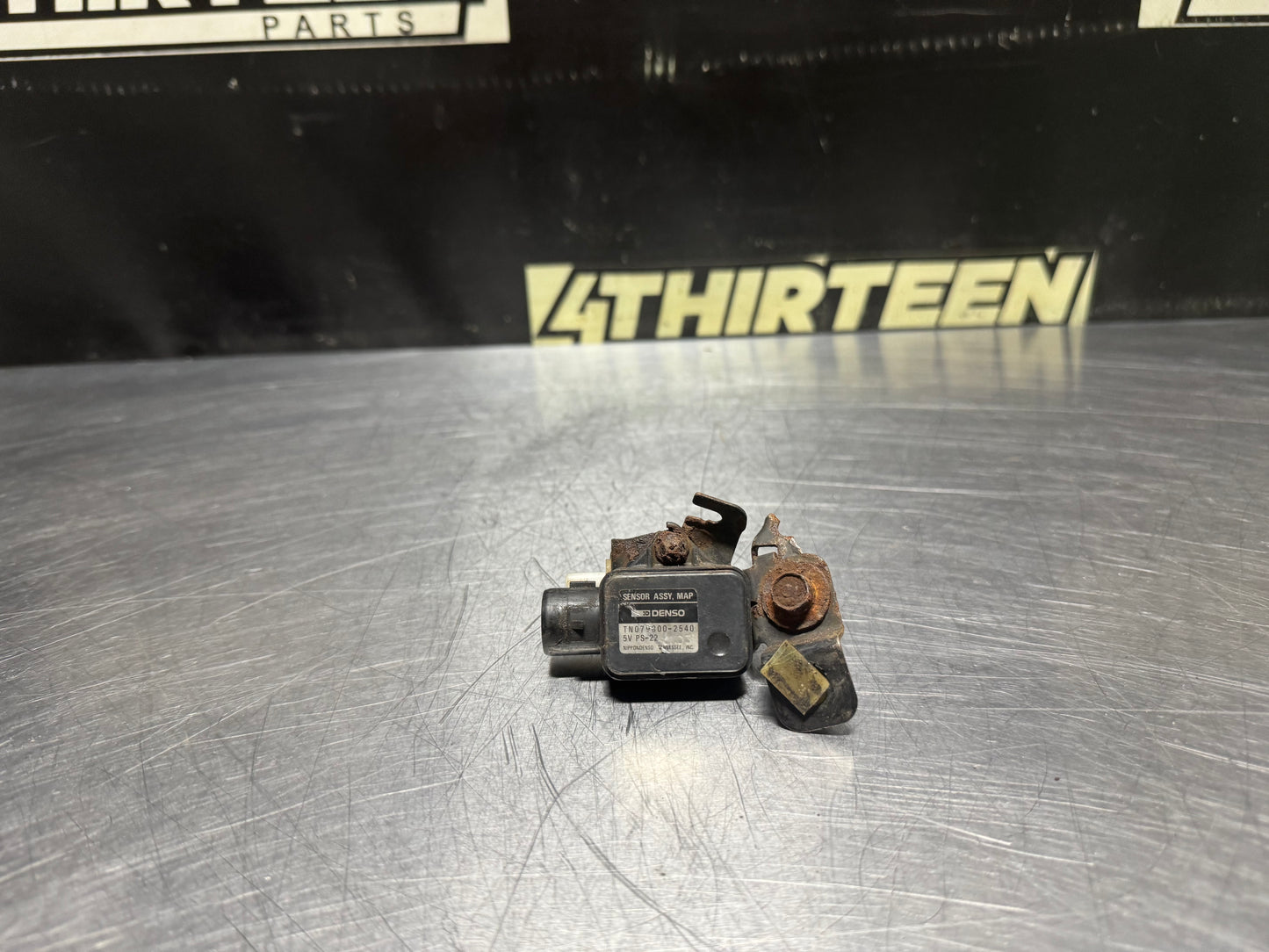 92-95 HONDA CIVIC EXTERNAL FIREWALL MAP SENSOR TN079800-2540 OEM #N674