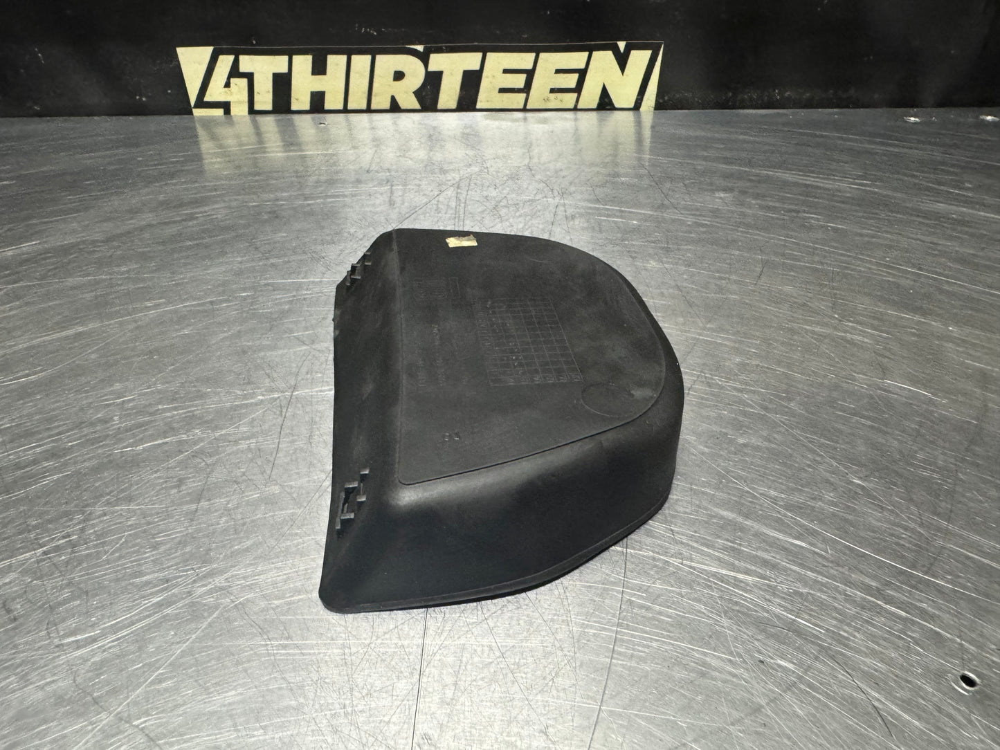 04-06 PONTIAC GTO CENTER CONSOLE RUBBER TRAY LINER #N411