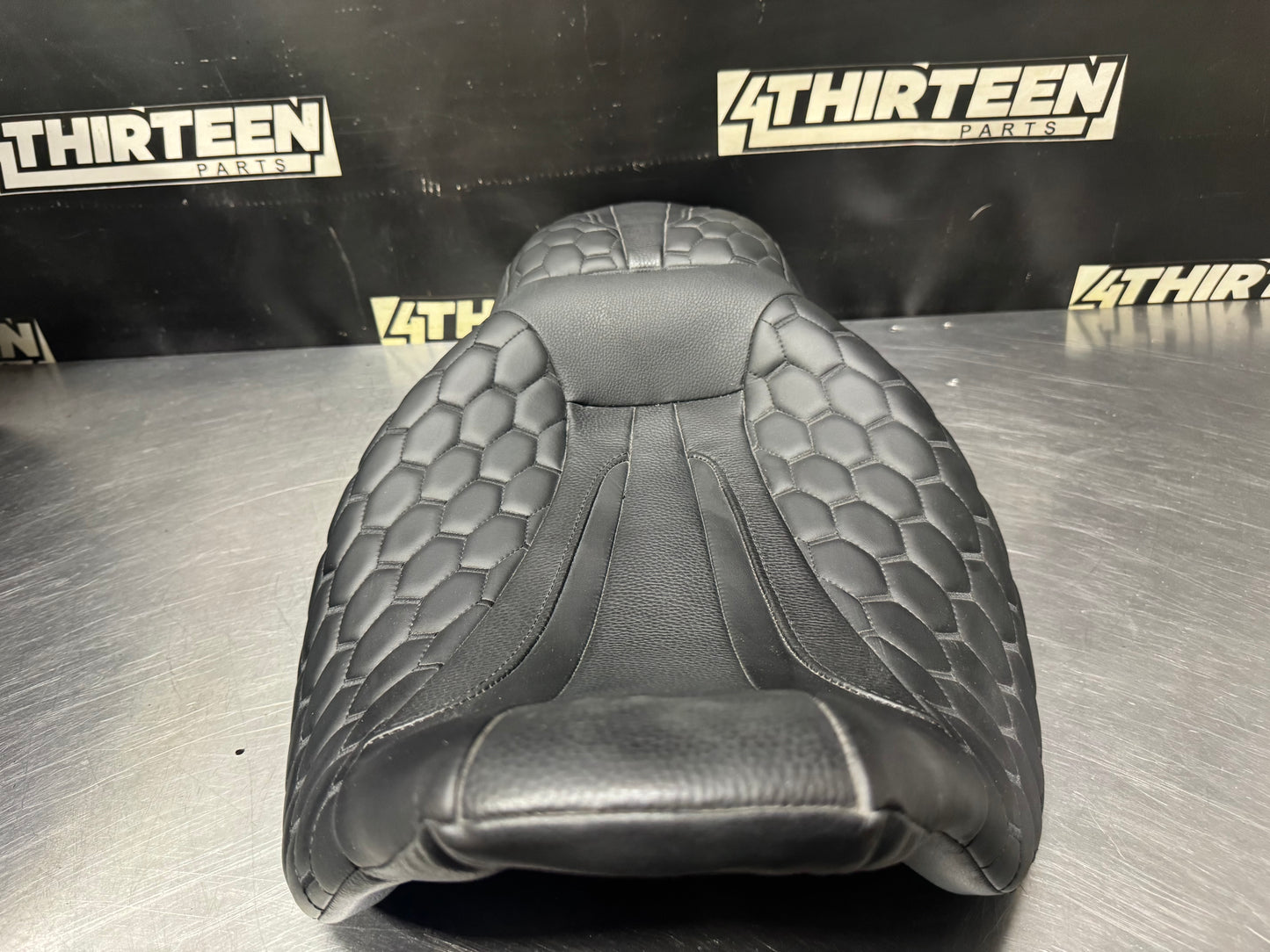 2010 HARLEY DAVIDSON STREET GLIDE C.C. RIDER SEAT S03  #N331