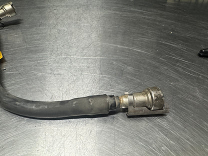 04 - 06 PONTIAC GTO FUEL RAIL INTAKE HOSE 92164421 OEM #N386