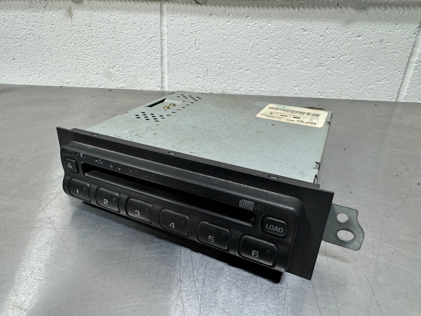 03-06 CADILLAC ESCALADE CD PLAYER 15178524 OEM #L24