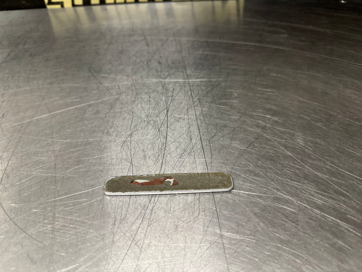 04-06 PONTIAC GTO DASH EMBLEM OEM #N947