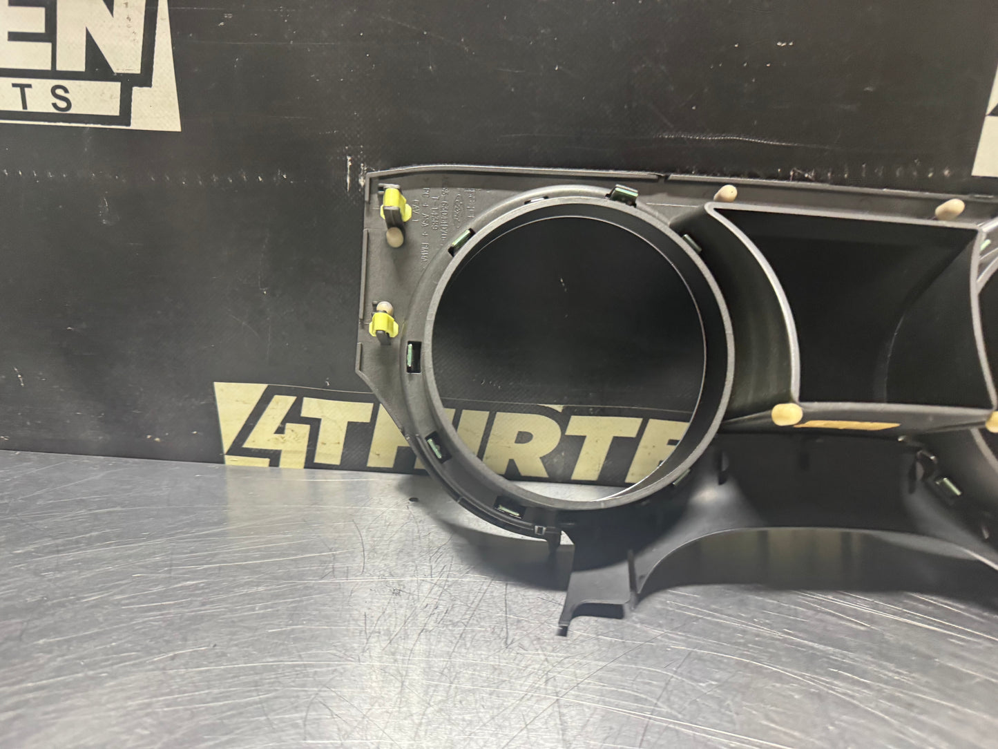 10-14 FORD MUSTANG GT SPEEDOMETER CLUSTER BEZEL AR33-63044D70-A OEM #N427
