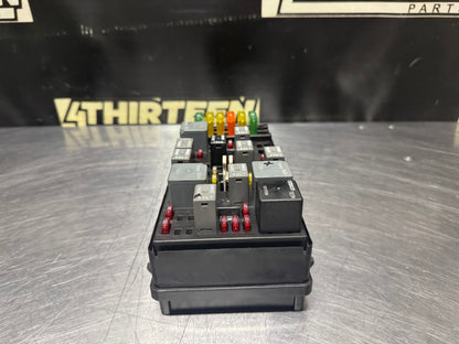 2000-2002 CORVETTE C5 UNDER HOOD ENGINE BAY FUSE BOX OEM 10443149 #N457