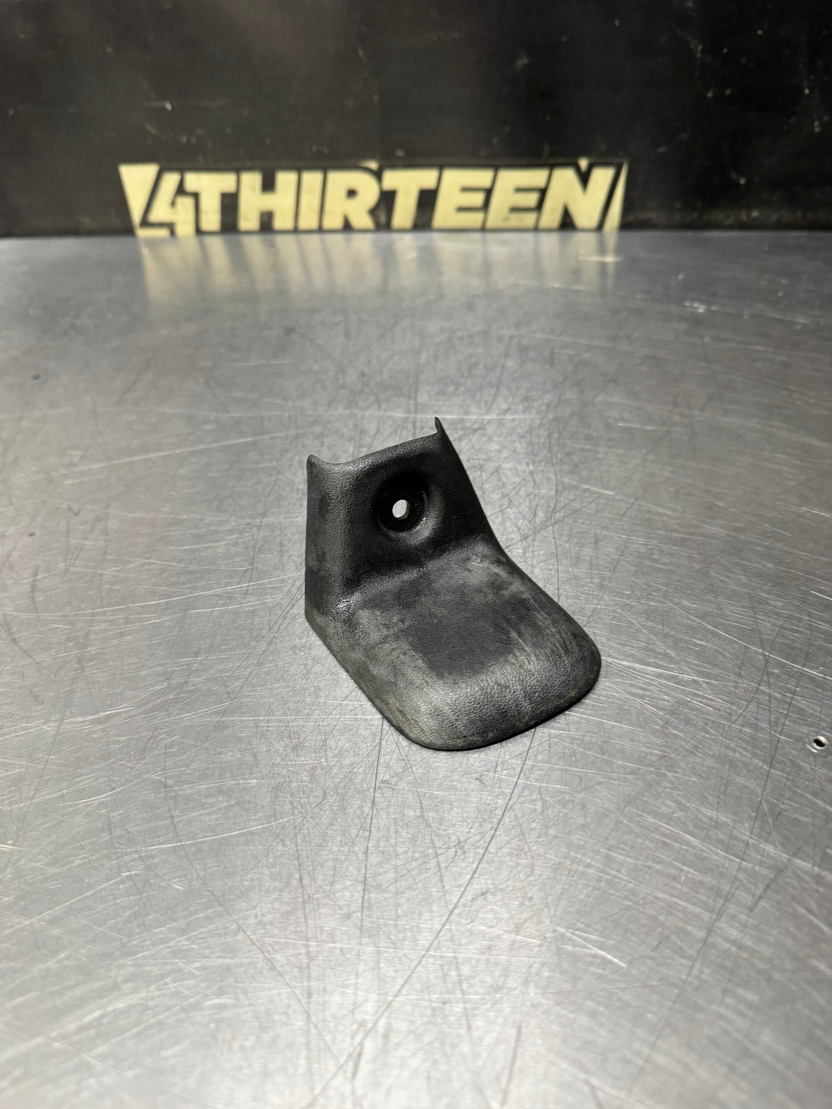 97 -04 CORVETTE C5 SEAT TRACK COVER #N998