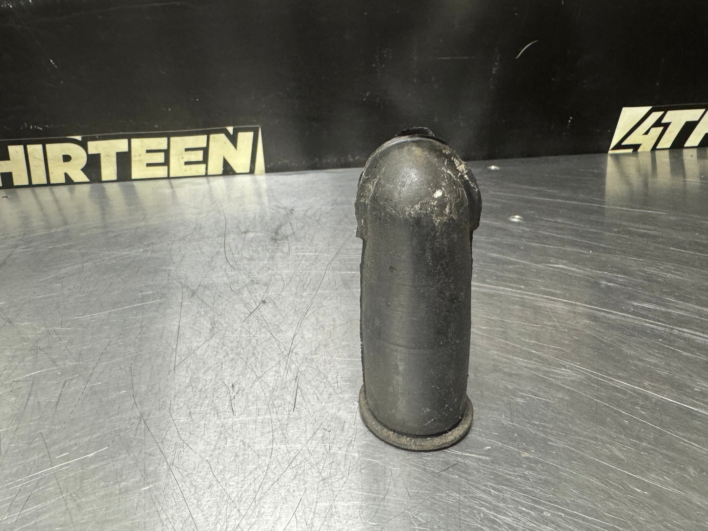 97-04 C5 CORVETTE COWL DRAIN TUBE RUBBER SEAL OEM #N339
