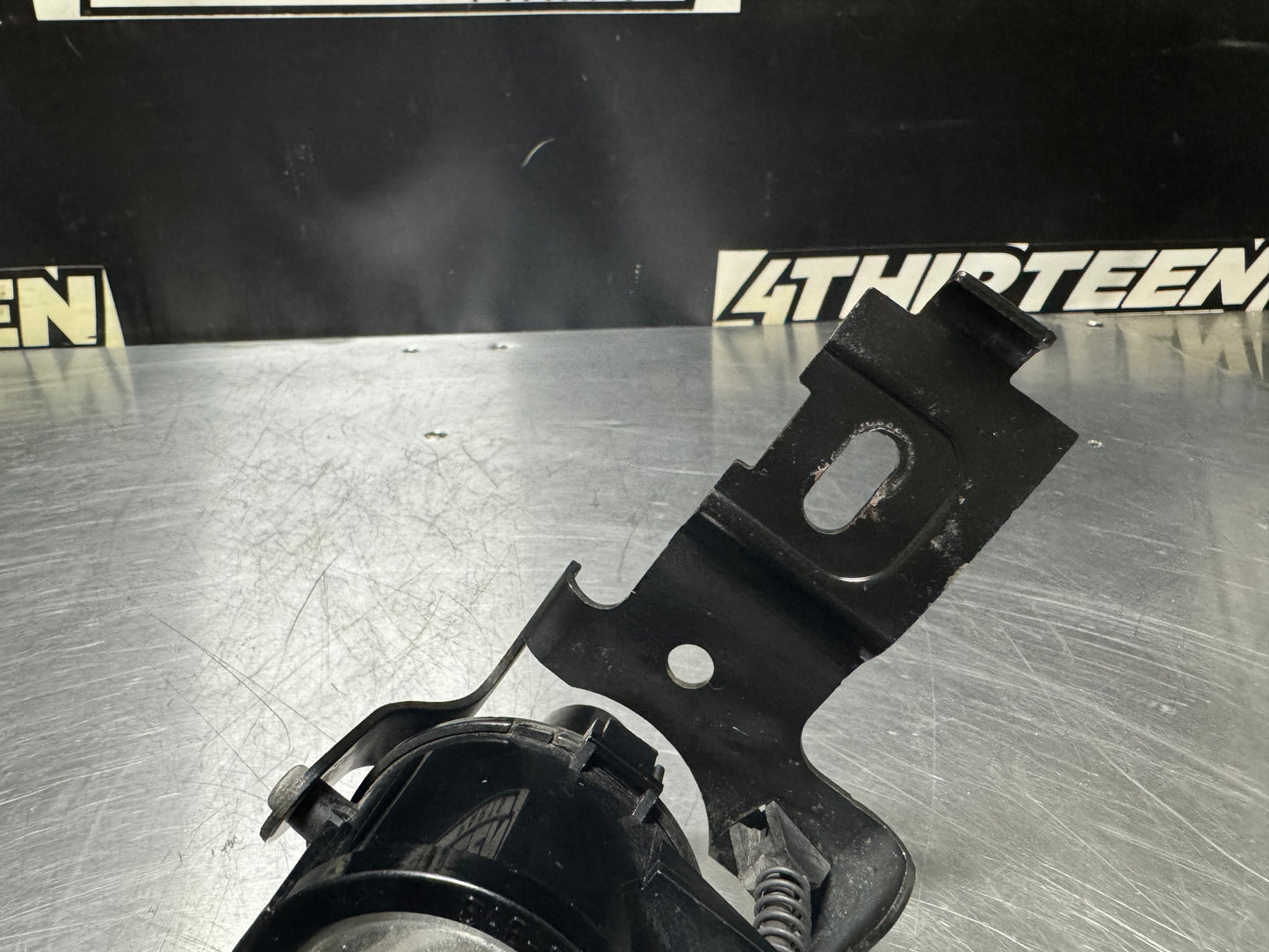 1997-2004 CORVETTE C5 OEM LH FOG LIGHT 10281935 #N117
