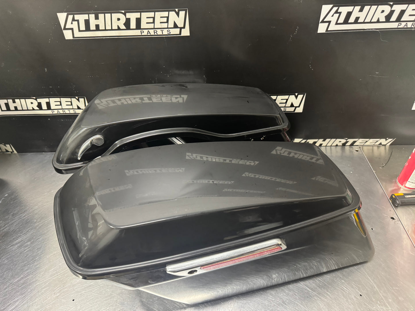 2010 HARLEY DAVIDSON STREET GLIDE SADDLE BAGS OEM #N334