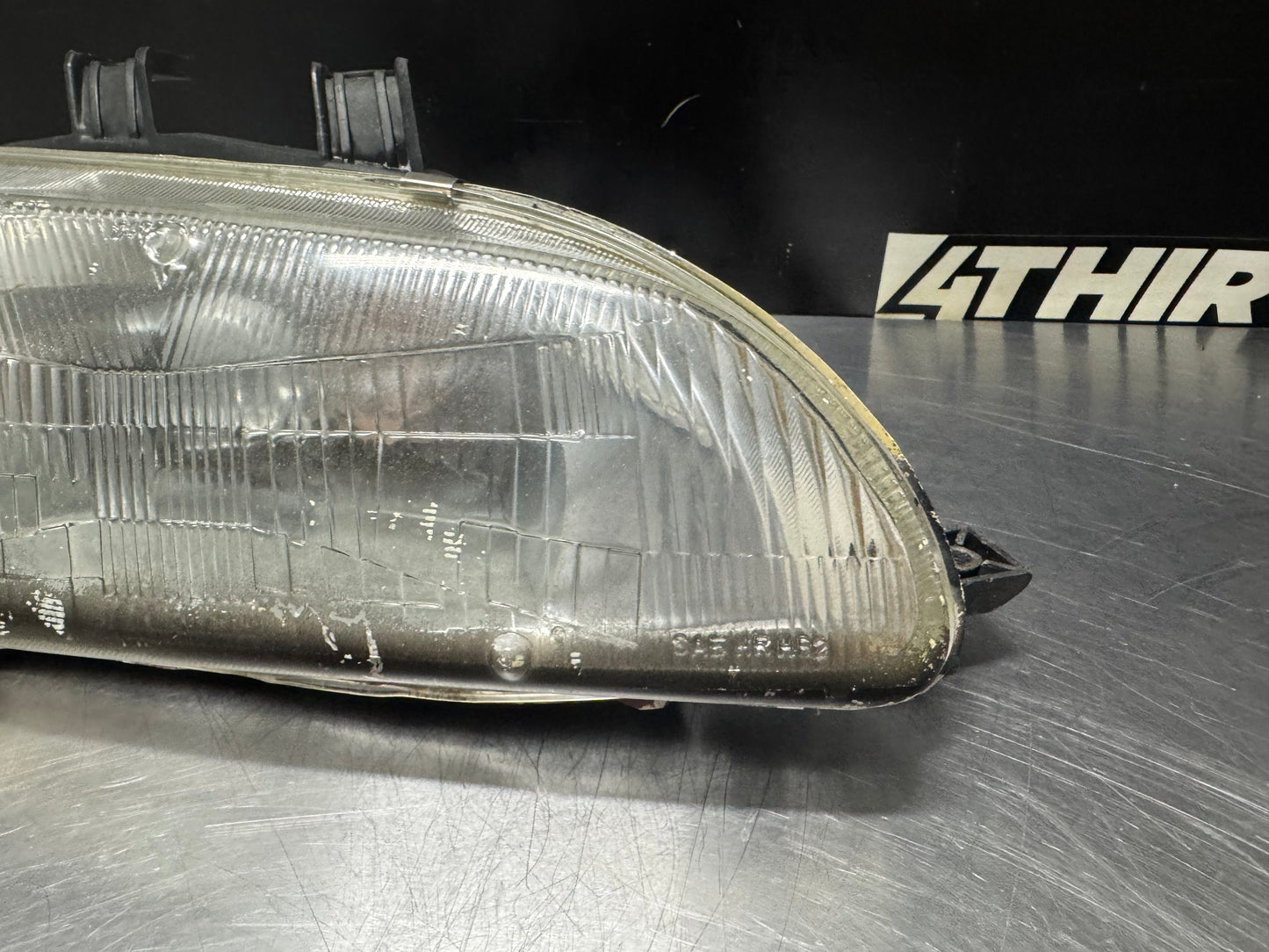 92-95 HONDA CIVIC COUPE/HATCHBACK RH PASSENGER STANLEY GLASS HEADLIGHT OEM #N211