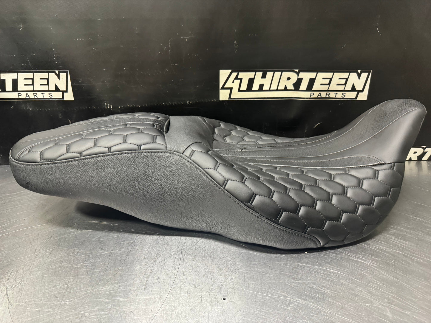 2010 HARLEY DAVIDSON STREET GLIDE C.C. RIDER SEAT S03  #N331