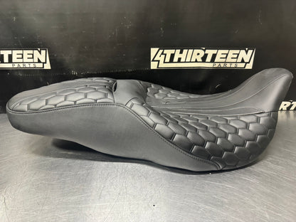 2010 HARLEY DAVIDSON STREET GLIDE C.C. RIDER SEAT S03  #N331