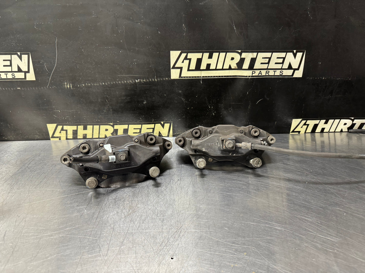 16-24 CAMARO SS DRIVER SIDE AND PASSENGER SIDE REAR BREMBO CALIPERS OEM #X3