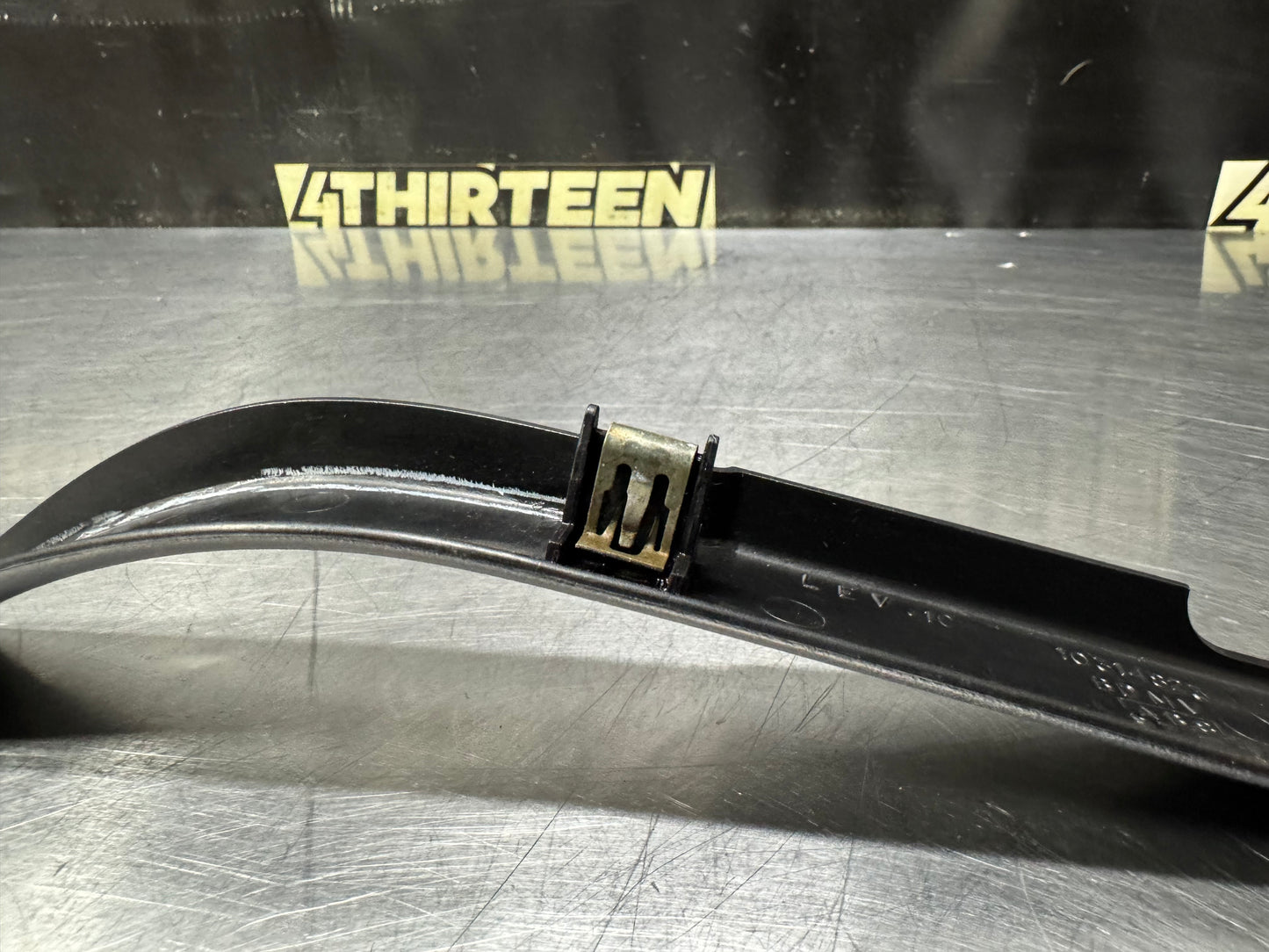 97-04 CORVETTE C5 RIGHT DOOR SILL JAMB TRIM PANEL BLACK #N875