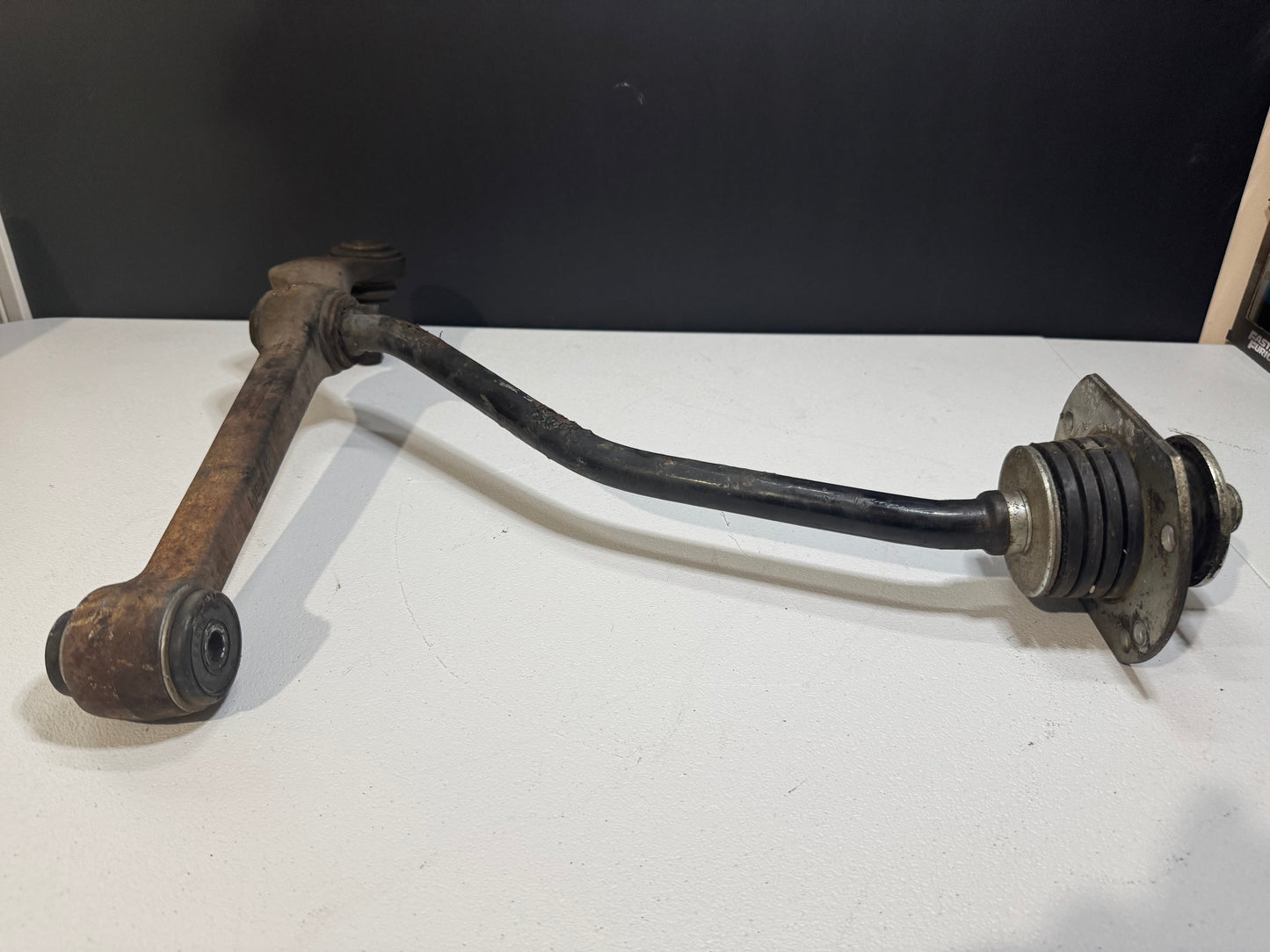 04-06 PONTIAC GTO RH PASSENGER  FRONT CONTROL ARM AND RADIUS OEM #K7